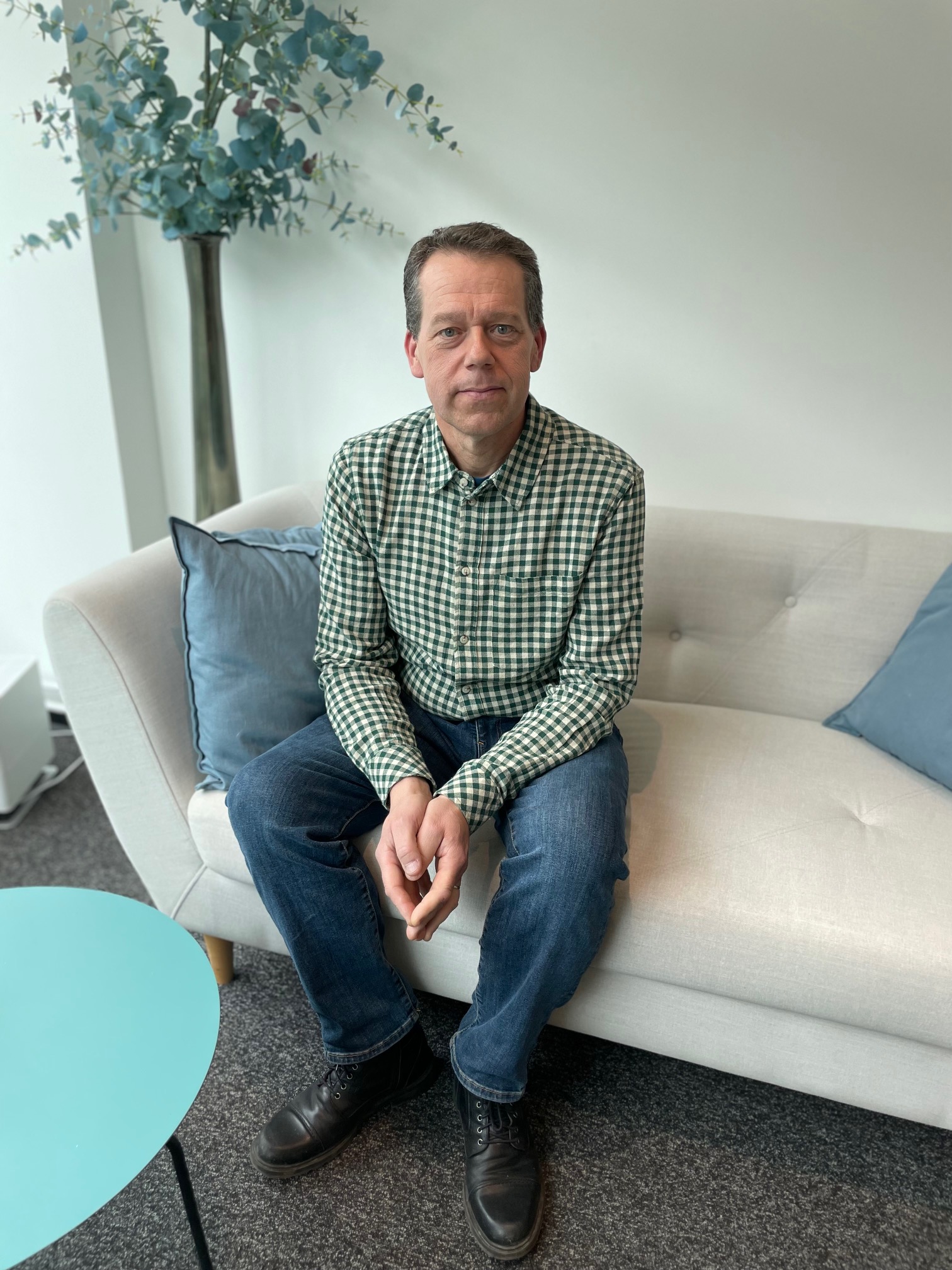 Mikan tarina, Mikan tarina — Health Clinic Laihdutusklinikka Sinä, joka harkitset lihavuusleikkausta älä arkaile, vaan ole rohkea! Vain sinä itse voit tehdä päätöksen ja lähteä muuttamaan elämäntapaasi kohti terveempää elämää. Niille Ihmisille, jotka epäröivät hakeutumista Viroon hoitoon voin kertoa, ettei kannata epäröidä. Hoidon laatu, palvelu ja ammattimaisuus on todella hyvä! Minä voin suositella Health Clinic painonhallintaklinikkaa, koska koko henkilökunta on ammattitaitoista, huolehtivaa ja työlleen omistautunutta!